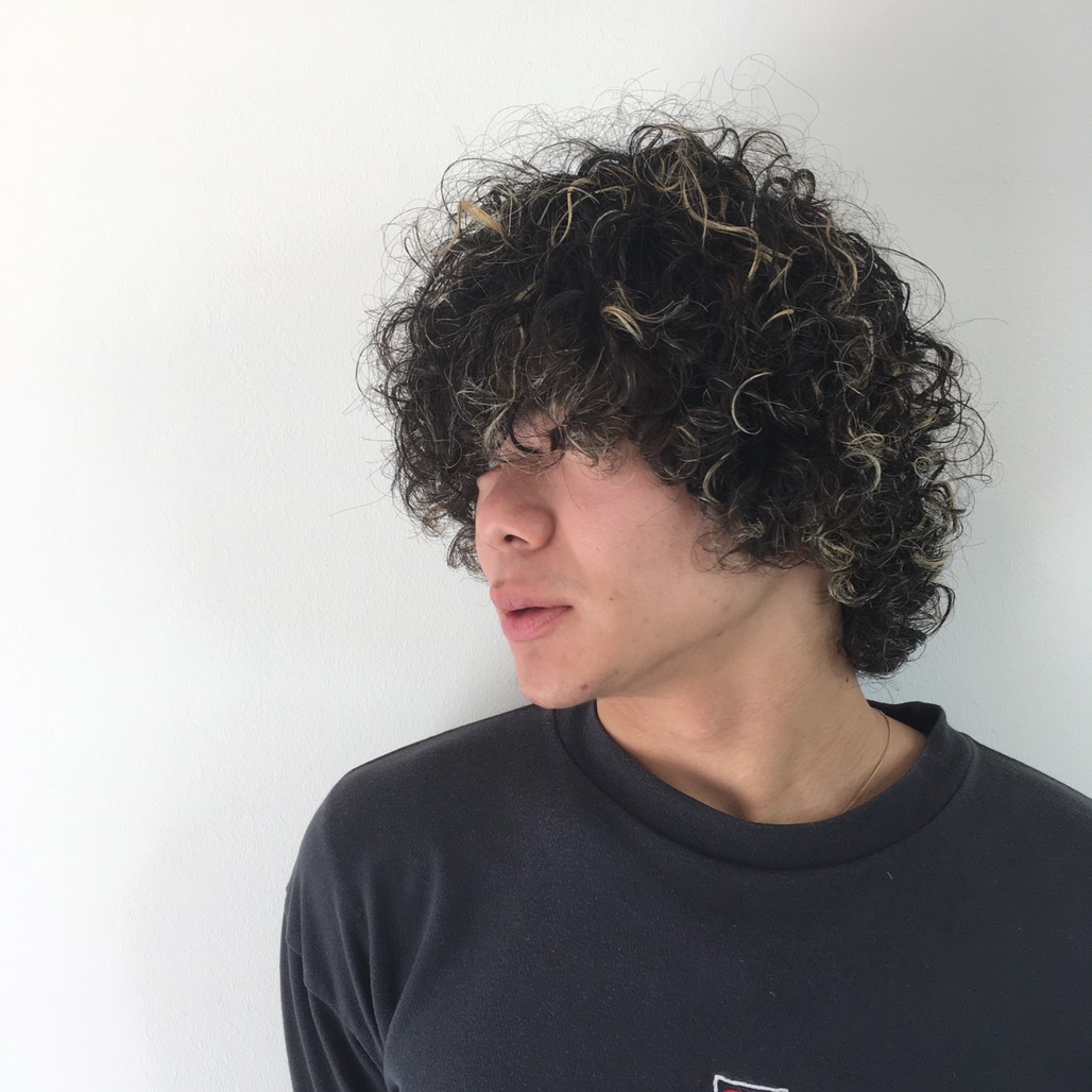 男は黙ってパーマ