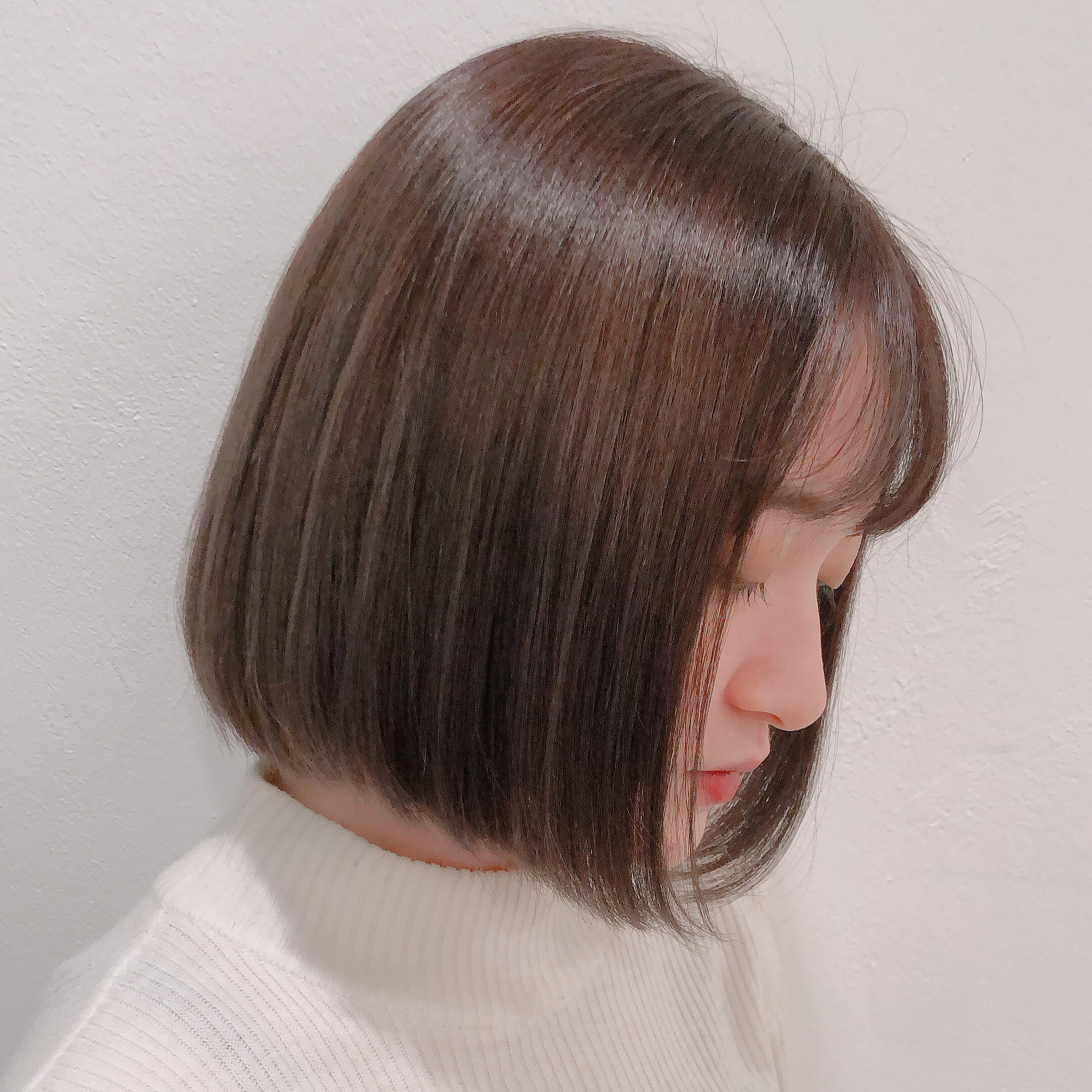 暗髪ボブ